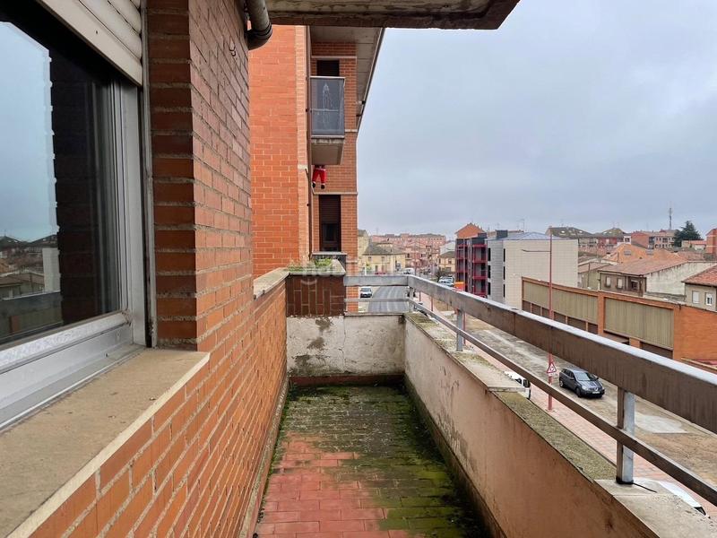 Foto 40e784cf-6569-4477-8995-773e73acff39. Pis amb calefacció a Valencia de Don Juan