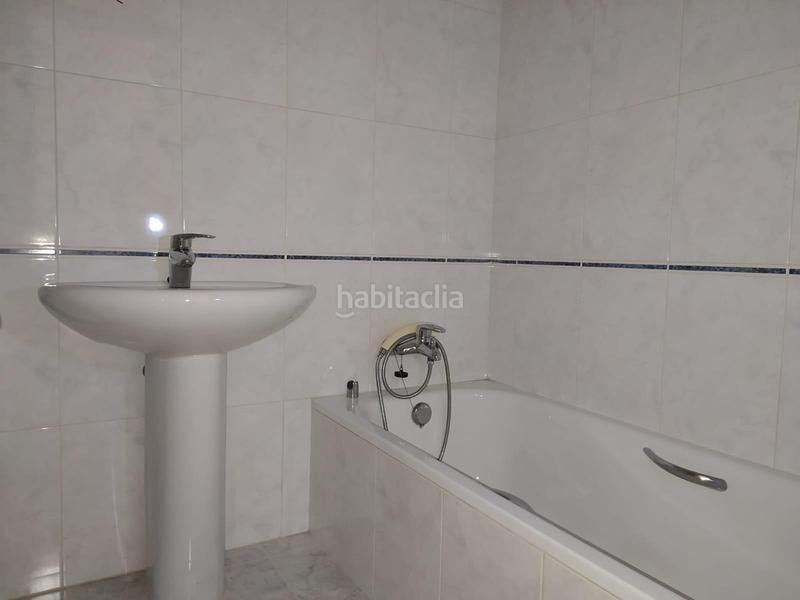 Foto d8206f01-6c78-41e4-86f9-bc3a0bc77ed4. Piso venta piso zona Centro en Centro Ponferrada