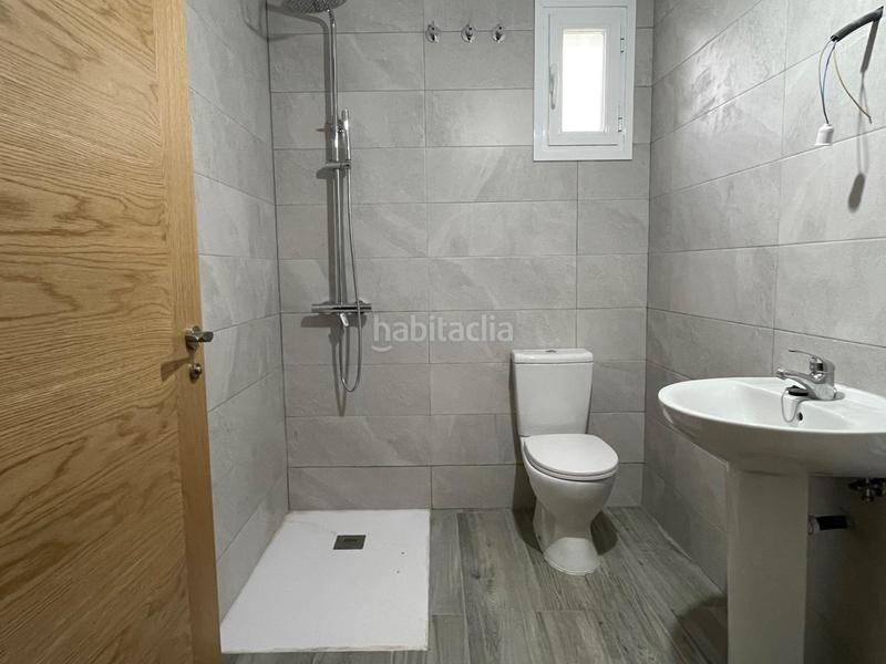 Foto 1654089b-754b-44f3-97bf-9a3e92227d7d. Apartament amb calefacció a Flores de Sil - La Placa Ponferrada