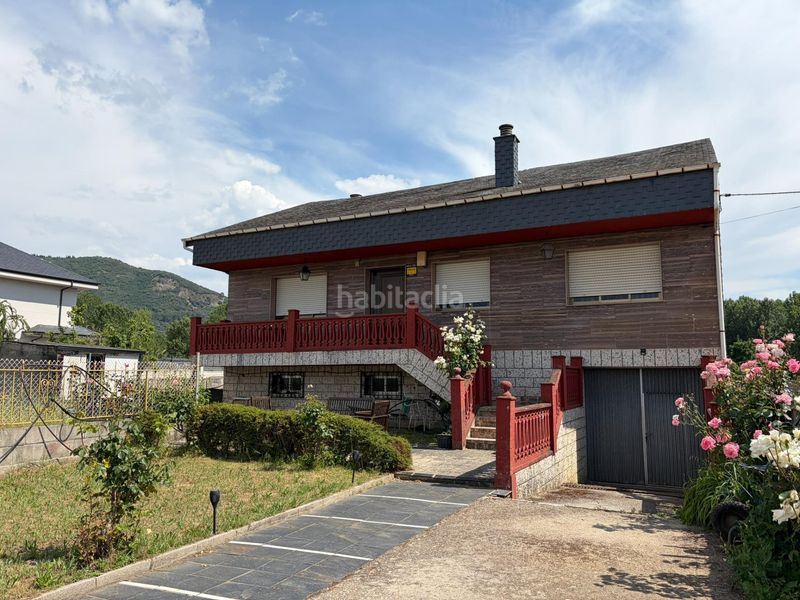 Foto af2c1fb8-3c71-4fbd-8643-466f89fc8ba7. Chalet a la venta casa con finca en Flores de Sil - La Placa Ponferrada