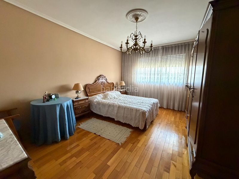 Foto f58c37f4-8ec0-4a99-912b-9a1354b7df73. Chalet a la venta casa con finca en Flores de Sil - La Placa Ponferrada