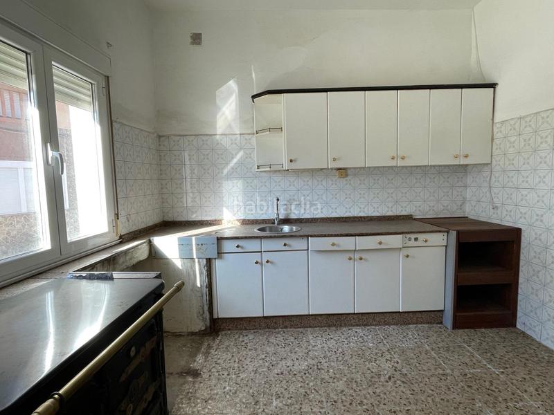 Foto b09a737e-e44f-430e-95b5-3a61569d9dd2. House with heating in Camponaraya