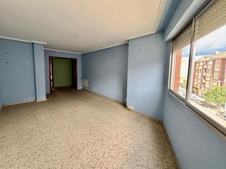 Appartement à Flores de Sil - La Placa. Venta piso en ponferrada  zona flores del sil