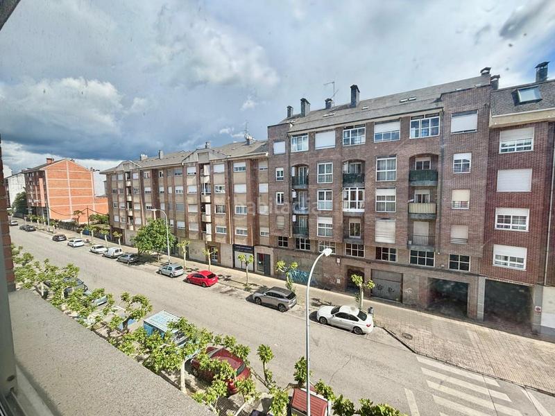 Foto 54de3522-3088-4a00-a8e9-64728eeae308. Pis a Flores de Sil - La Placa Ponferrada