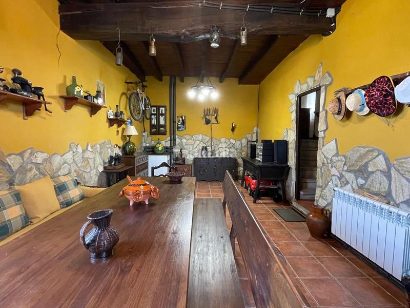 Foto 320adafc-bf0b-4663-b405-3b377fe04b40. Maison avec chauffage dans Arganza