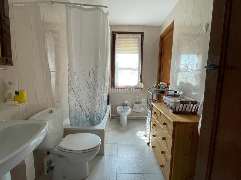 Foto dc4bac36-59ab-44b1-9be2-5b673dcde7cd. Maison avec chauffage dans Arganza