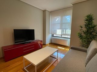 Affitto Piccolo appartamento in Centro. Alquiler apartamento zona centro de ponferrada