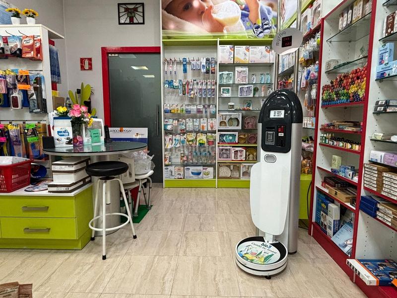 Foto c7419fd1-eeb7-4a59-81d9-4c2b56b2a722. Locale commerciale in Zona Alta Ponferrada