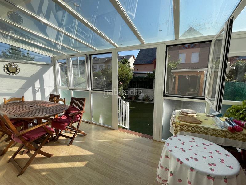 Foto 0462b729-0a13-4bf5-8904-b7179615a061. Casa adossada amb calefacció aparcament a Centro Ponferrada