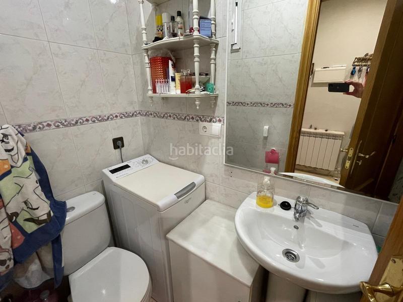 Foto 25d949f8-0cab-4165-aa8d-55634c64eb99. Casa adossada amb calefacció aparcament a Centro Ponferrada