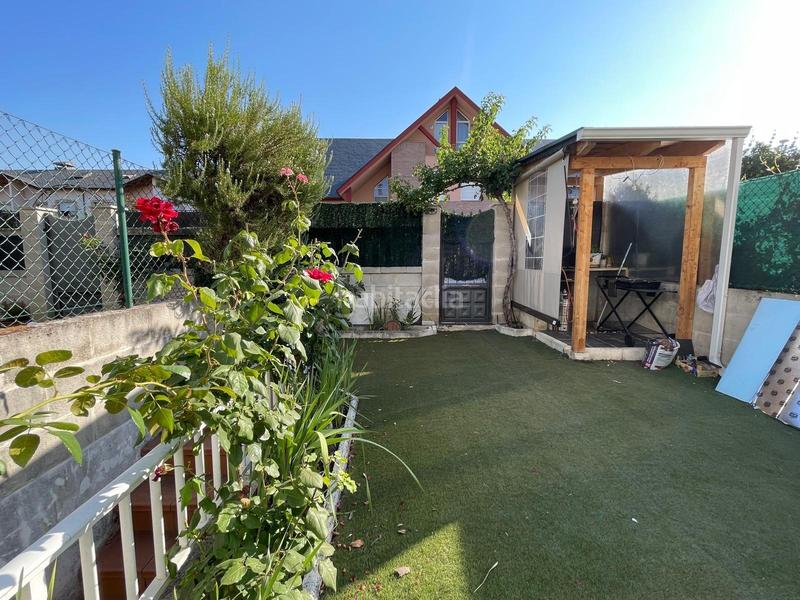 Foto d0b6a899-a183-4446-aa07-b5ae3a871c5c. Casa adossada amb calefacció aparcament a Centro Ponferrada