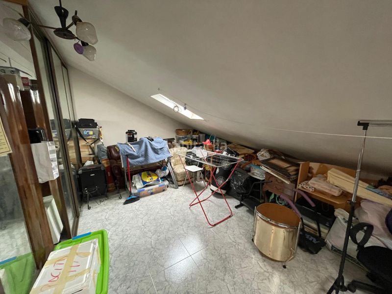 Foto ee8be820-46ec-4f73-a00a-019290a73210. Pis a Flores de Sil - La Placa Ponferrada