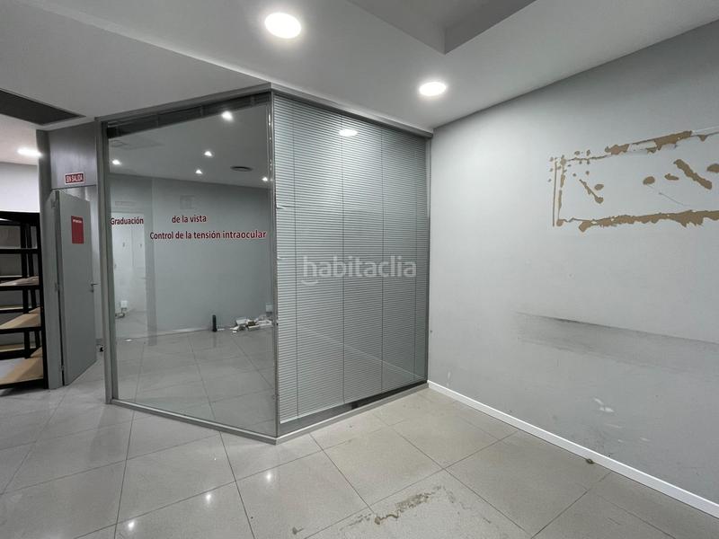 Foto c1cc9581-75e8-414f-86f2-1814275b996a. Lloguer local comercial a Centro Ponferrada