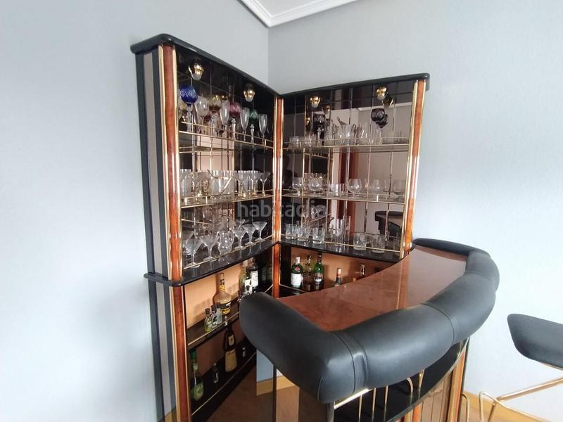 Foto 2cb9181a-63be-49d6-b050-aa6f9a632466. Duplex con riscaldamento parcheggio in Zona Alta Ponferrada