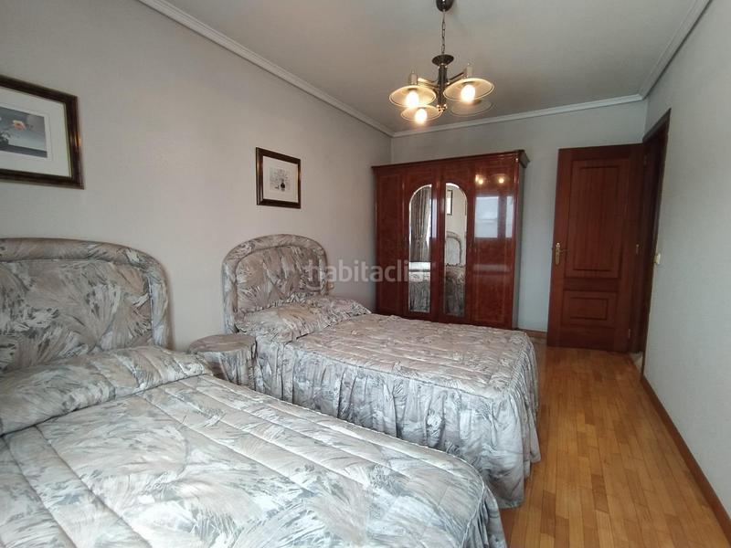 Foto 4c192892-9336-451a-a582-bf3cdd8120b2. Duplex con riscaldamento parcheggio in Zona Alta Ponferrada