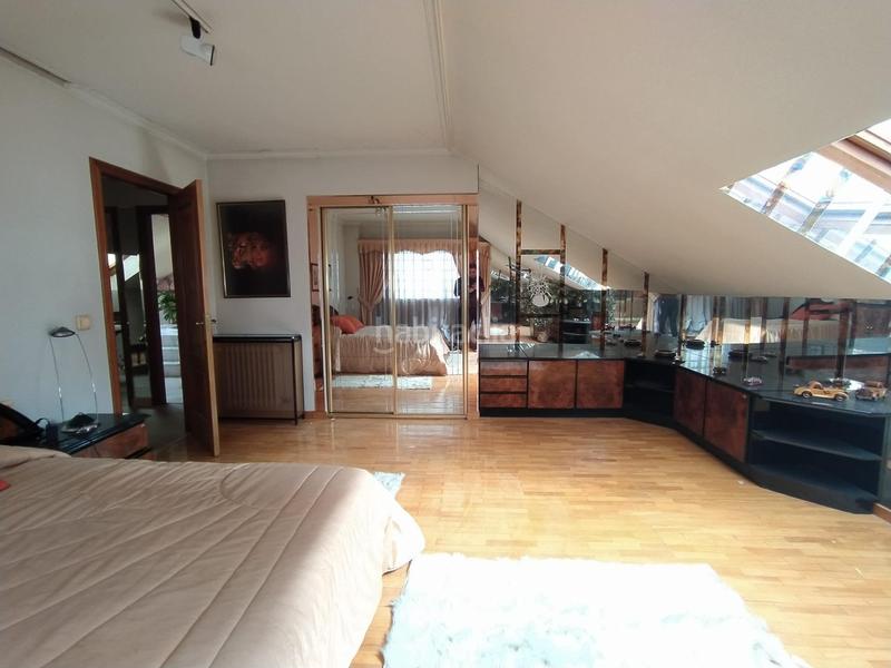 Foto 57cdafc2-d89a-4a06-b3ab-45740613f562. Duplex con riscaldamento parcheggio in Zona Alta Ponferrada