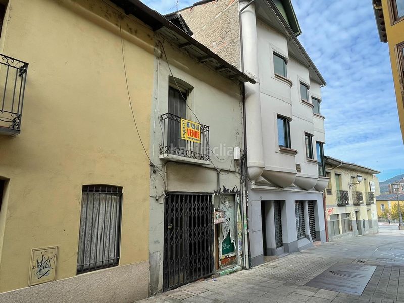 Foto 6d6e1d02-43d3-43c7-b5ab-96890e355798. Casa a Zona Alta Ponferrada