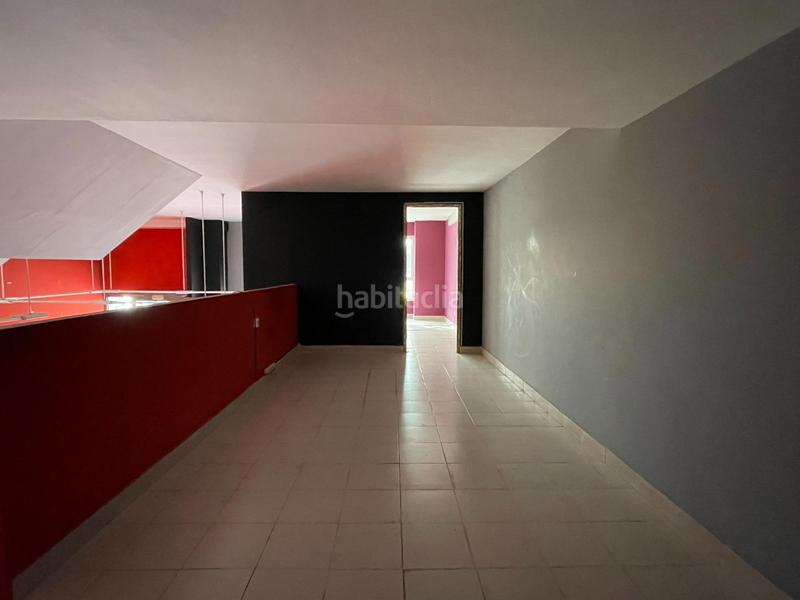 Foto 458ba0ab-4ba5-40c3-aa98-435651bf9730. Local comercial a Centro Ponferrada