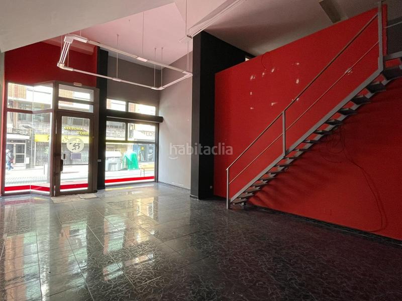Foto bd33dc26-3fc3-4732-8a91-d43be0cd0ec1. Local comercial a Centro Ponferrada