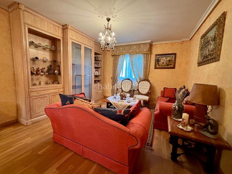 Foto 43521dd7-c71d-4bfe-96db-1580d6a4f748. Casa a schiera con riscaldamento parcheggio in Centro Ponferrada