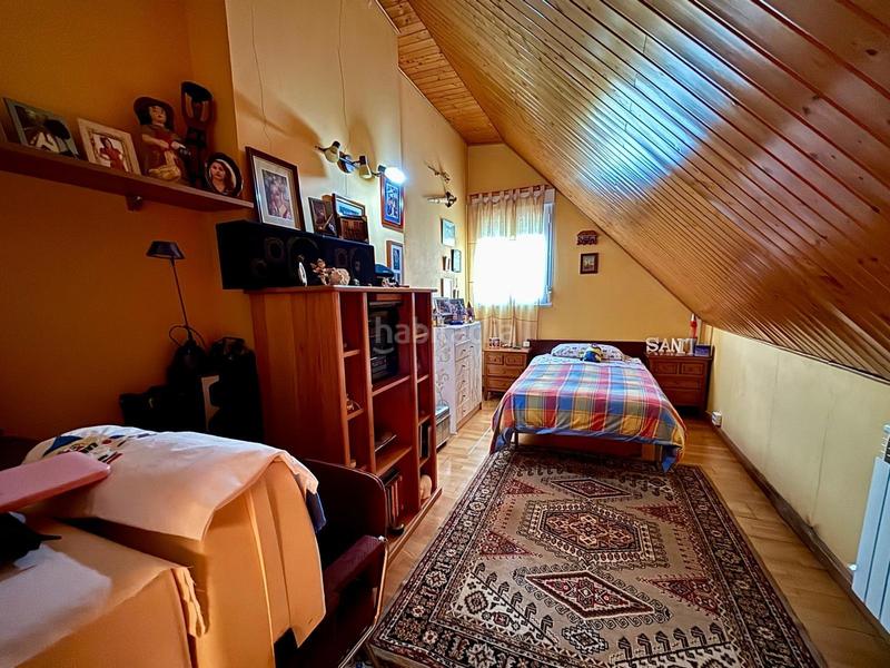 Foto 678b1d35-0096-44df-a729-1a9a952e075b. Casa a schiera con riscaldamento parcheggio in Centro Ponferrada