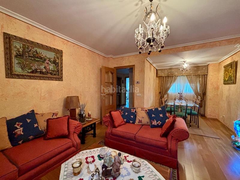 Foto 6cb25cd9-9337-437b-9916-c3577f2d4067. Casa a schiera con riscaldamento parcheggio in Centro Ponferrada