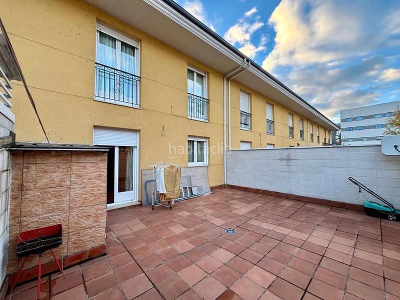 Foto 902c554c-39d7-4dfb-bc68-01dcd4087e54. Casa a schiera con riscaldamento parcheggio in Centro Ponferrada