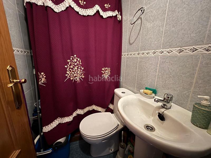 Foto e427f6d4-b767-4449-b3ee-5065485272d2. Casa a schiera con riscaldamento parcheggio in Centro Ponferrada