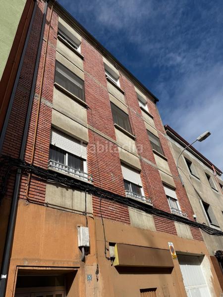 Foto ca834fda-64dc-45af-b534-6c465549d5bd. Pis amb calefacció a Zona Alta Ponferrada