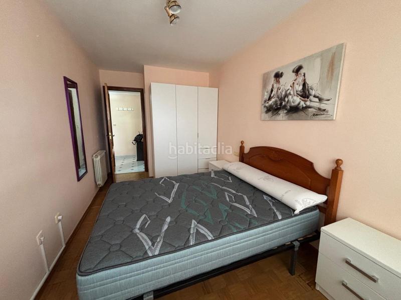 Foto 29522f7d-91a0-44b5-8162-e729691bf468. Rent apartment with heating parking in Zona Alta Ponferrada