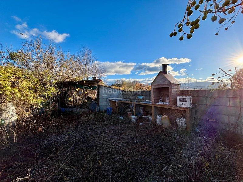 Foto 89e4dac8-d037-4039-8384-c6c27ce65d21. Terreno residencial venta finca urbana en campo con casita de verano en Ponferrada