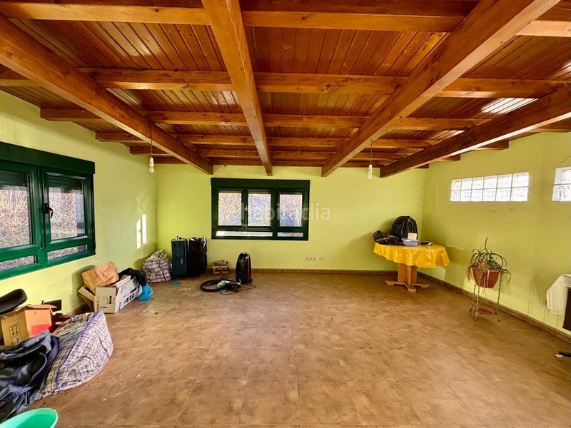 Foto 8aca3665-3259-4502-a144-203467e7d159. Terreno residencial venta finca urbana en campo con casita de verano en Ponferrada