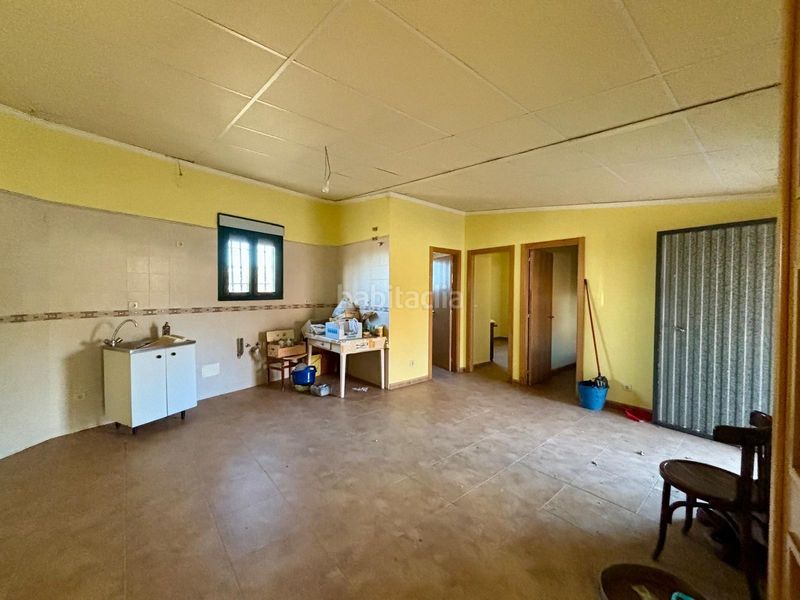 Foto f8edad32-ccd2-4622-a7db-12dfdf6ff1fa. Terreno residencial venta finca urbana en campo con casita de verano en Ponferrada