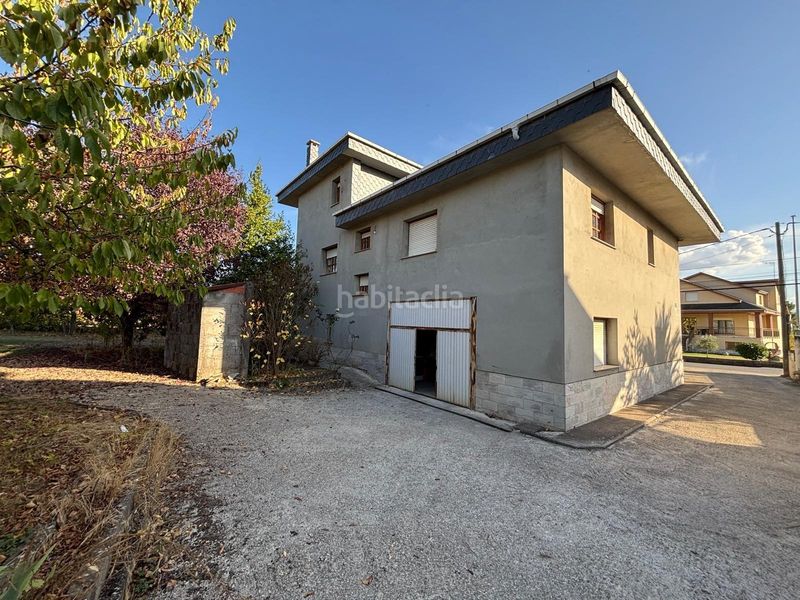 Foto 3a8a48e2-f1b3-469a-b2b8-e761e4a3cdb8. Chalet venta de casa unifamiliar en Cabañas Raras