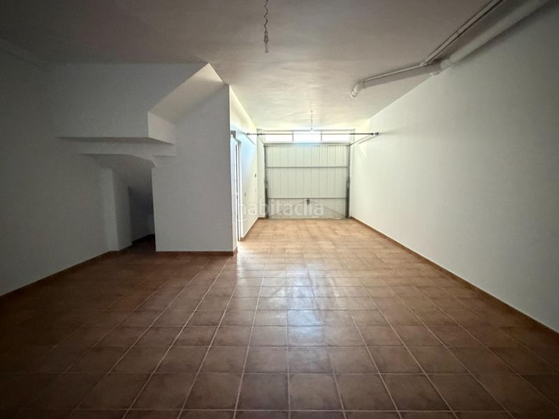 Foto d3bde6d4-4c47-4caa-aa65-28aa7ff37ac1. Casa aparellada a Cacabelos