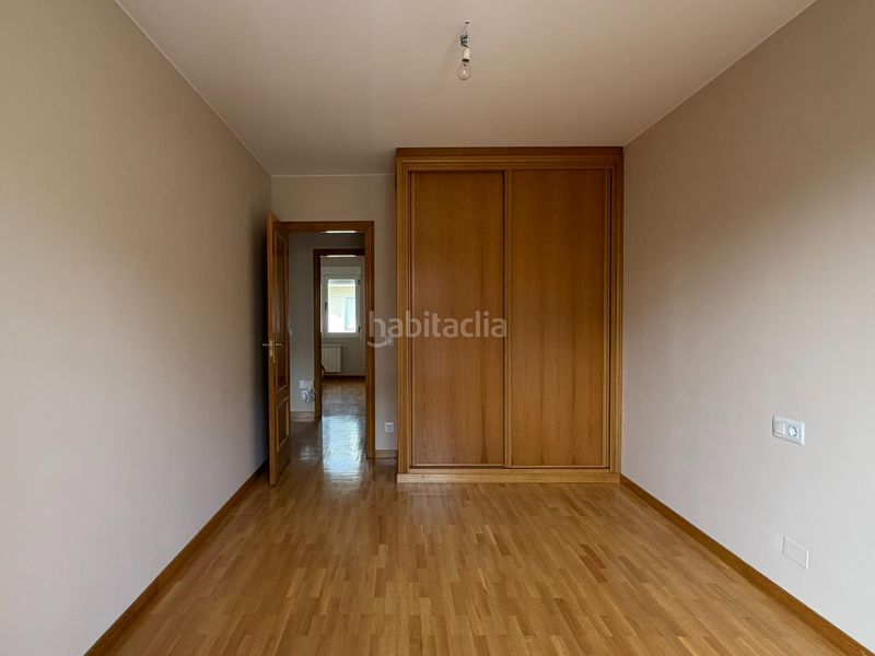 Foto 552b6c72-948e-47ff-b761-22aa620f6d77. Casa adossada amb calefacció aparcament a Camponaraya