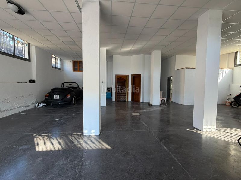 Foto 13e9cef8-ccd7-4e8d-8cfa-c43bf85e25ae. Xalet amb aparcament a Cacabelos