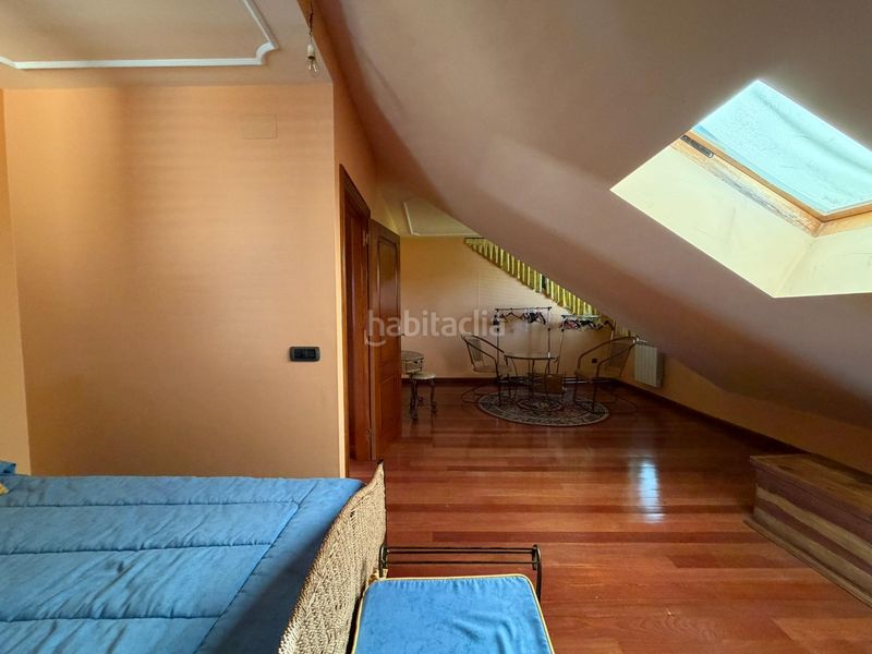 Foto f4e5cfd8-281a-4a52-be63-298bbb4d47dd. Xalet amb aparcament a Cacabelos