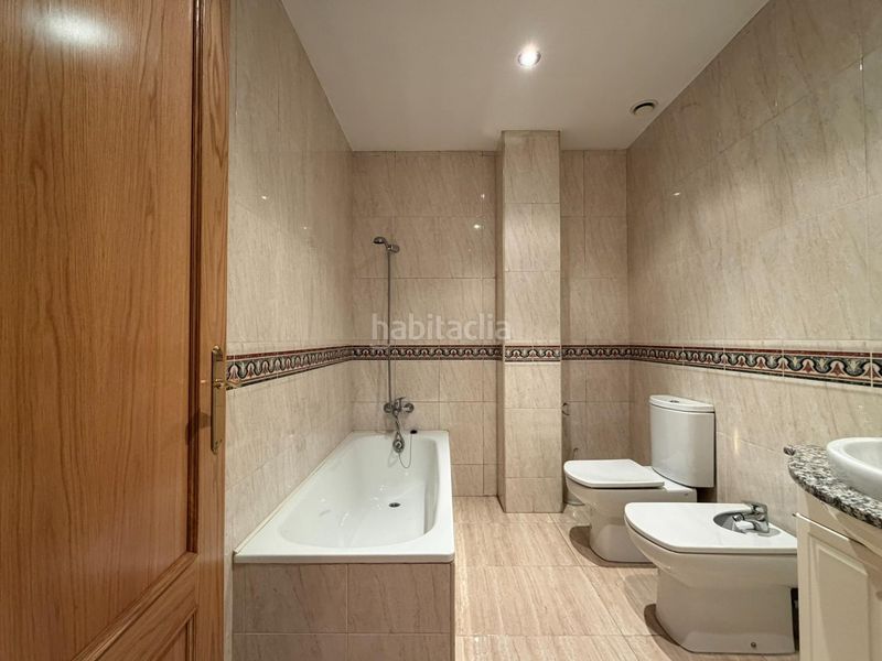 Foto 26b56ace-3da3-440b-abe9-9a119464163e. Apartament amb calefacció a Zona Alta Ponferrada