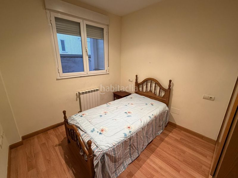 Foto e586beab-cba5-4bde-bc99-41d43791c5cd. Apartament amb calefacció a Zona Alta Ponferrada