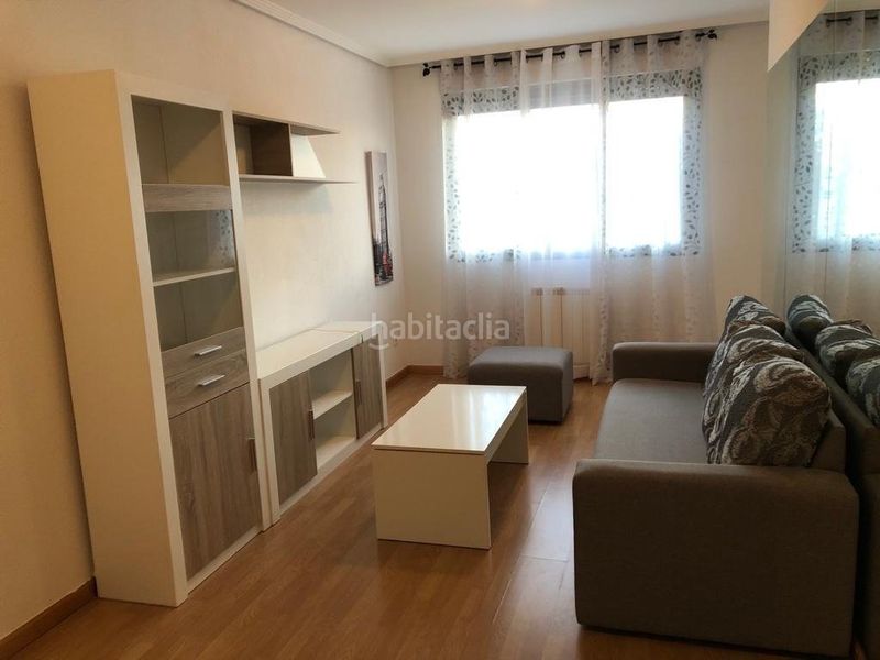 Foto 540cc801-f676-45c0-b28d-ba920c69da51. Apartament amb calefacció aparcament a Zona Alta Ponferrada