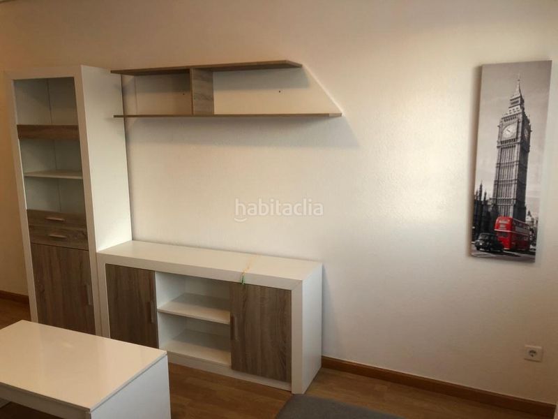 Foto d8707d48-f964-4ab7-b53d-7343d4d5fecb. Apartament amb calefacció aparcament a Zona Alta Ponferrada