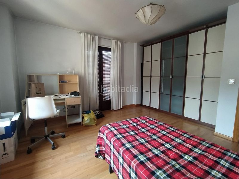 Foto bca33635-479d-4673-a99f-ecf14eb11e0e. Duplex con riscaldamento parcheggio in Zona Alta Ponferrada