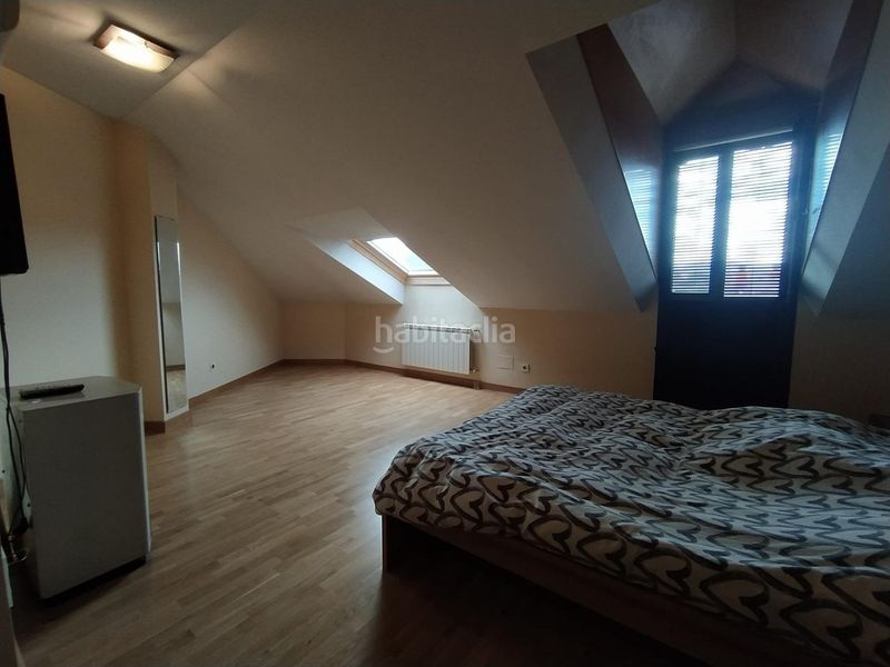Foto d73fb6dc-e456-42f8-a66c-c7ba98bf00f9. Duplex con riscaldamento parcheggio in Zona Alta Ponferrada
