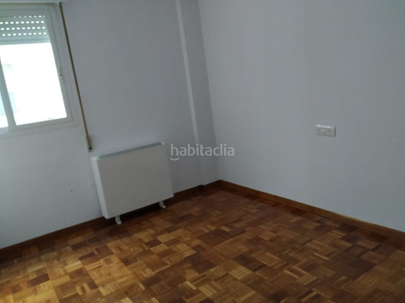 Foto 106d4d91-8ec9-4126-a0a9-d4d24de8c8ba. Pis amb calefacció aparcament a Centro Ponferrada