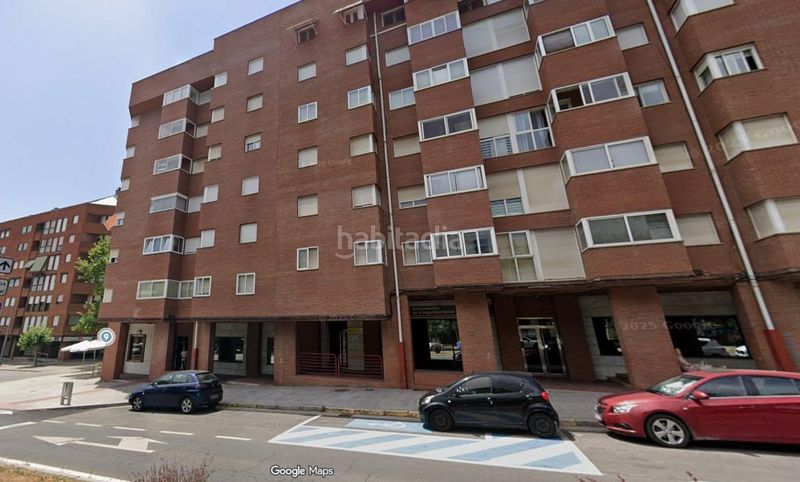 Foto dbca0436-3f48-460a-81c6-d4e1c9339eec. Pis amb calefacció aparcament a Centro Ponferrada