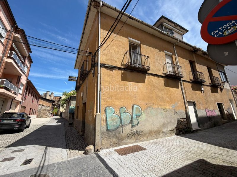 Foto 476e21ff-1c0f-46cd-84ce-fd362e6aa09c. Casa a Zona Alta Ponferrada
