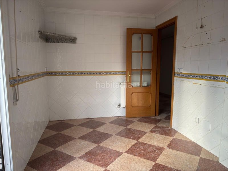 Foto 4fff81db-8b27-4fe7-983c-b7cf901f65da. Pis amb calefacció aparcament a Bembibre