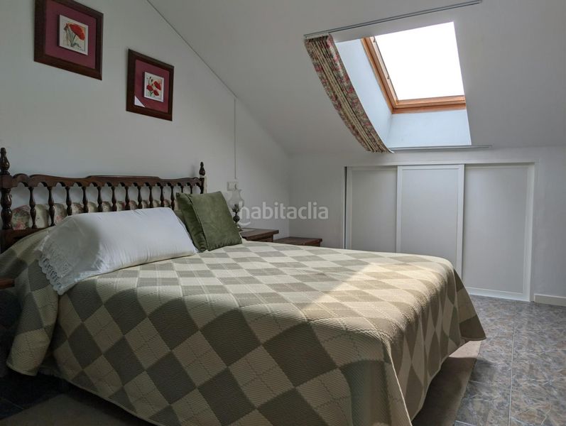 Foto e2dd3684-0054-48ab-93f5-56491cd76459. Dúplex amb calefacció aparcament a Zona Alta Ponferrada