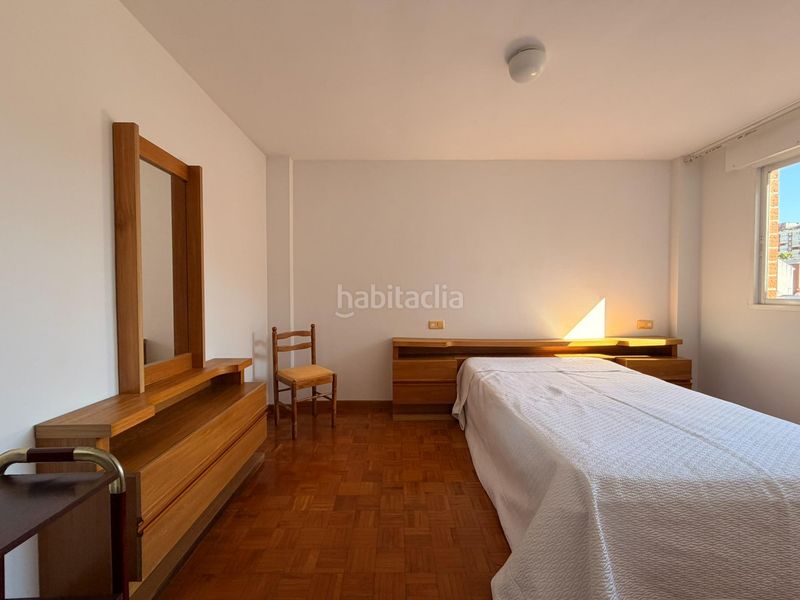 Foto a9872ed6-90c7-4b69-8981-2e932808a367. Apartament amb calefacció aparcament a Zona Alta Ponferrada